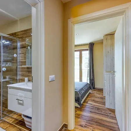 M- Panoramic View Apartment Mugeba