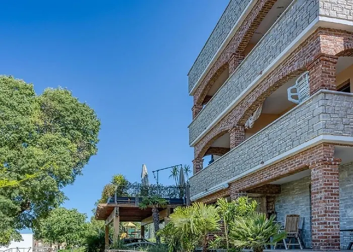 M- Panoramic View * Mugeba