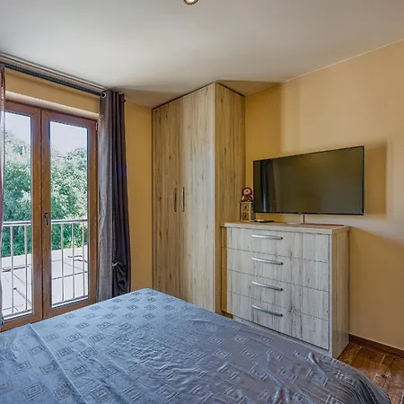 Apartment M- Panoramic View *